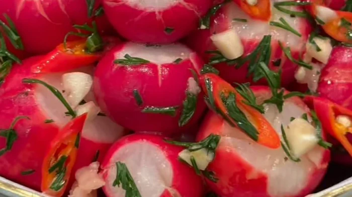 Der Hit der Saison: Wie man eingelegte Radieschen zubereitet